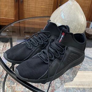 Alpine Swiss Men’s Athletic Sneakers